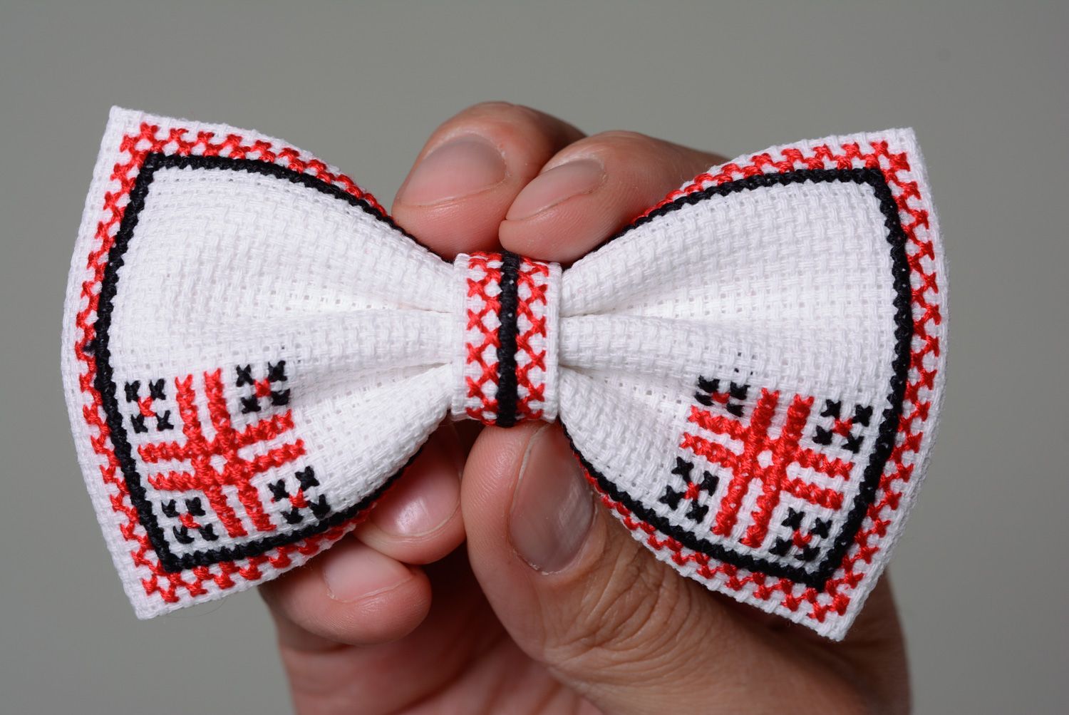 Handmade bow tie with ethnic cross stitch embroidery photo 4