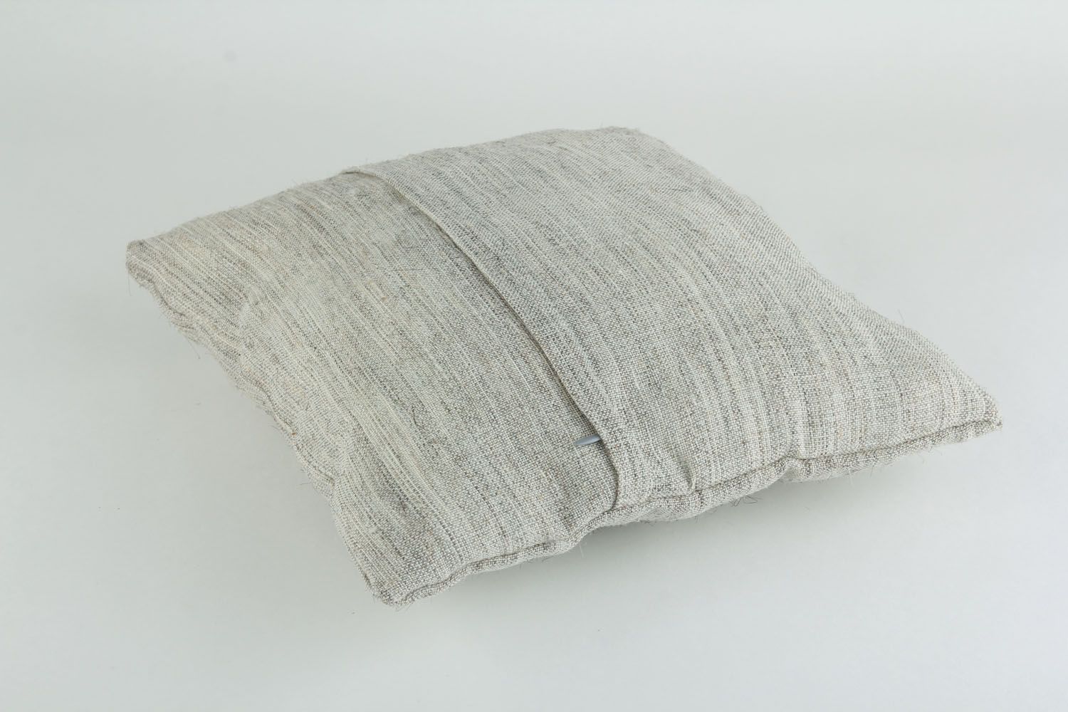 Homemade cushion with zipper photo 2