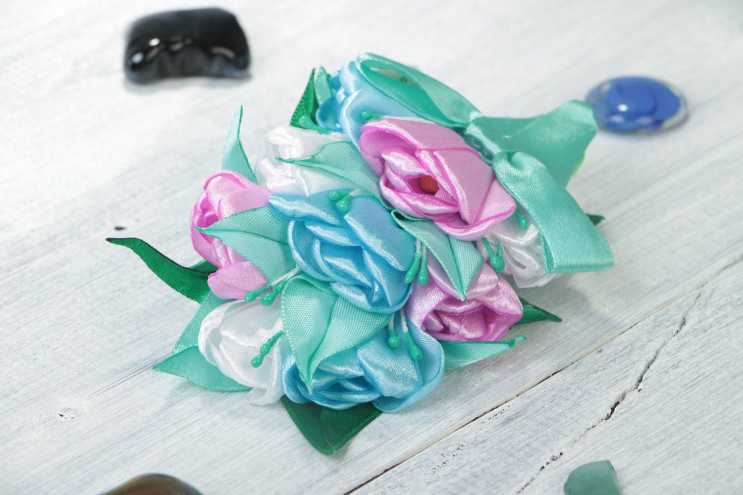 Handmade designer hair clip accessory made of satin ribbon rose jewelry photo 1