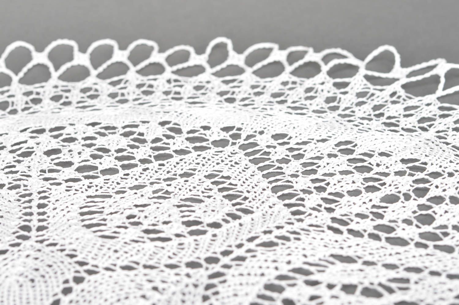 Big white designer round napkin made of cotton threads crocheted manually photo 5