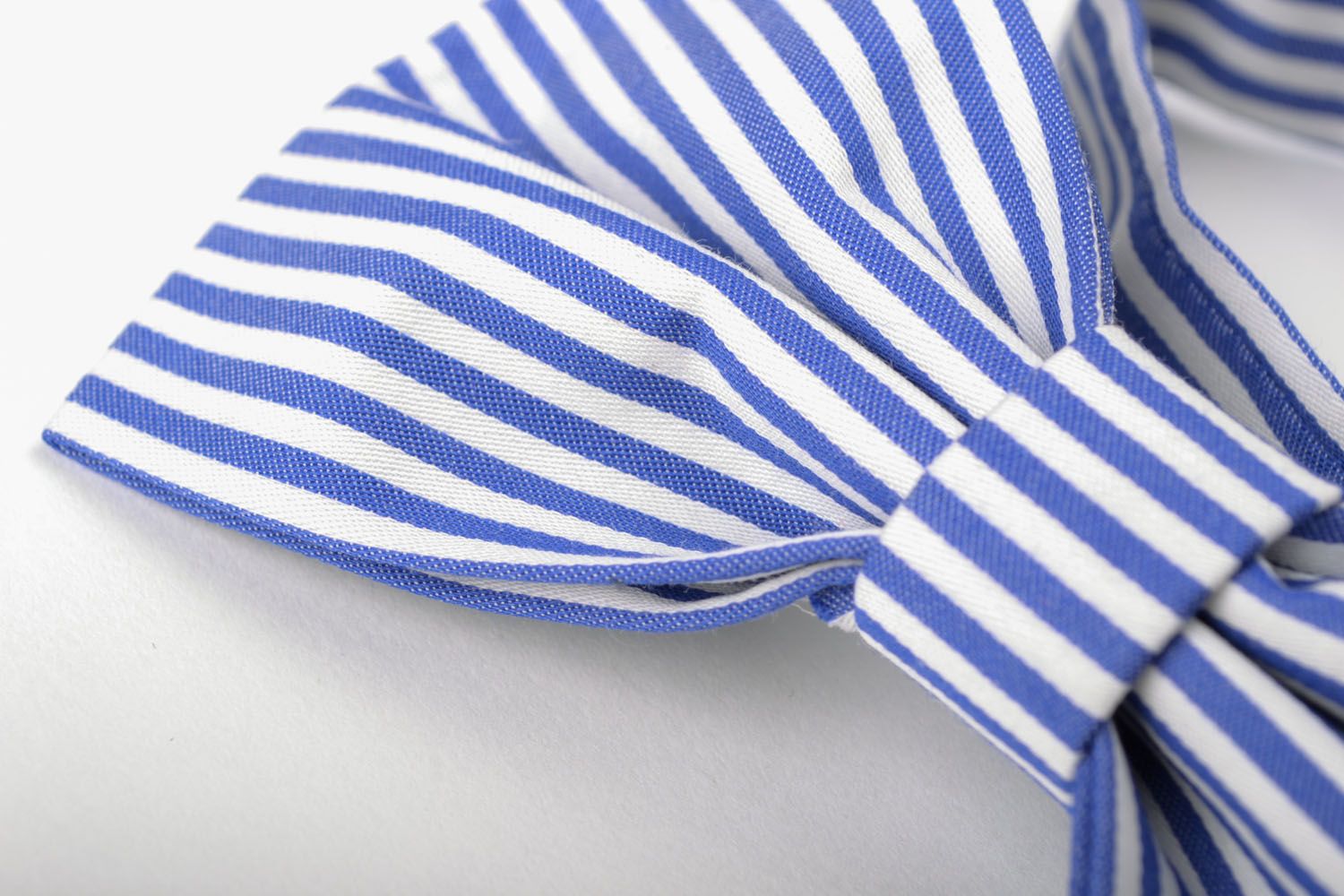 Striped blue bow tie photo 5