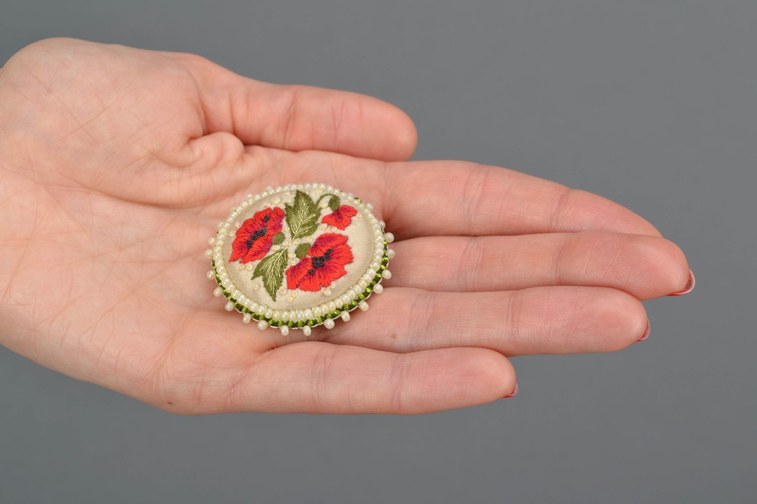 Vintage satin stitch embroidered brooch with beads photo 2