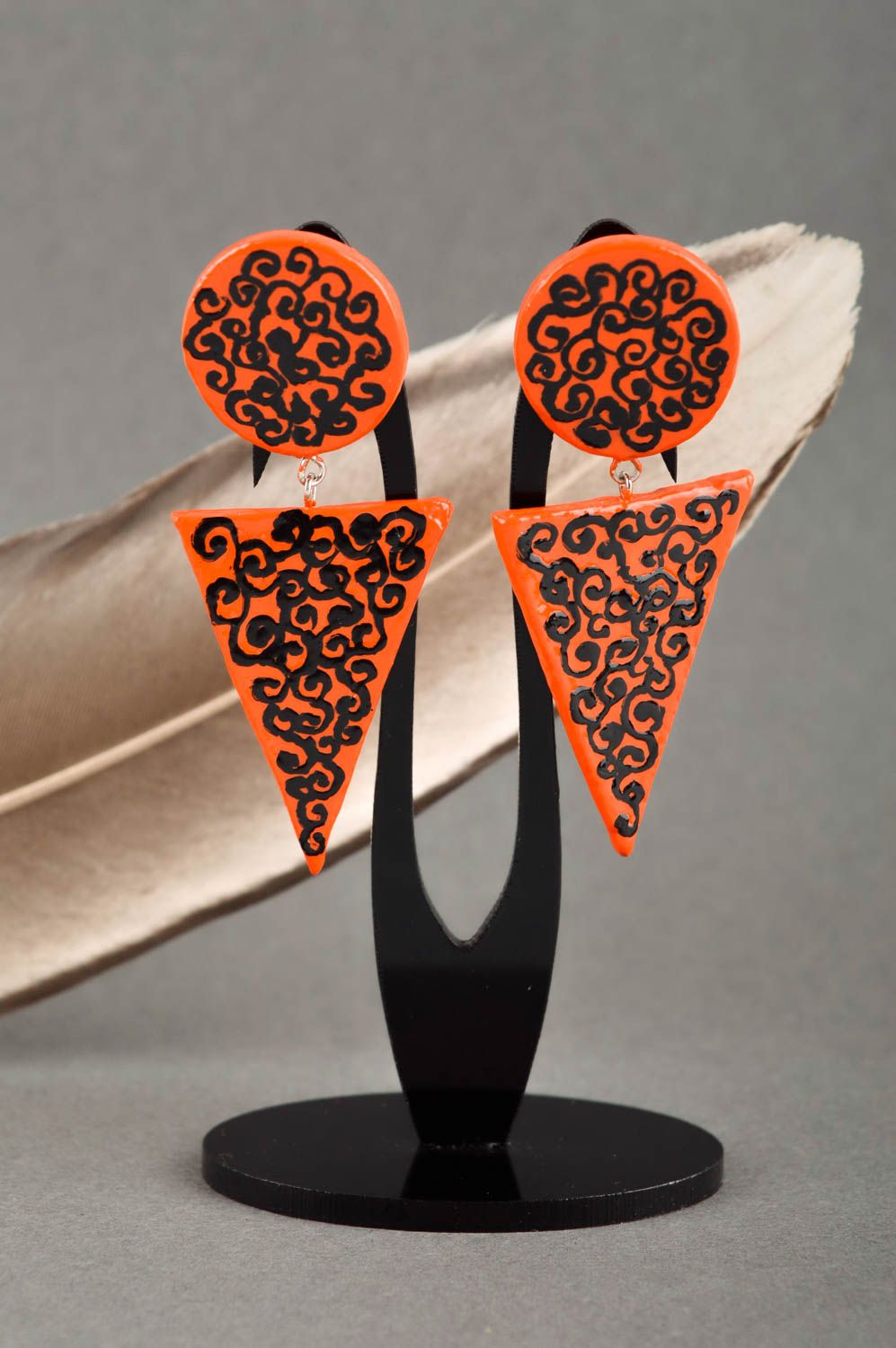 Grelle Ohrringe Dreiecke handmade Designer Schmuck Accessoire für Frauen foto 1