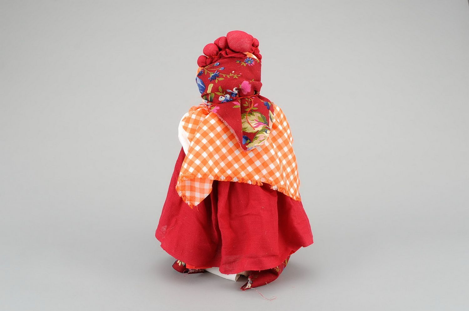 Bambola etnica di stoffa fatta a mano amuleto talismano slavo amarena donna foto 5