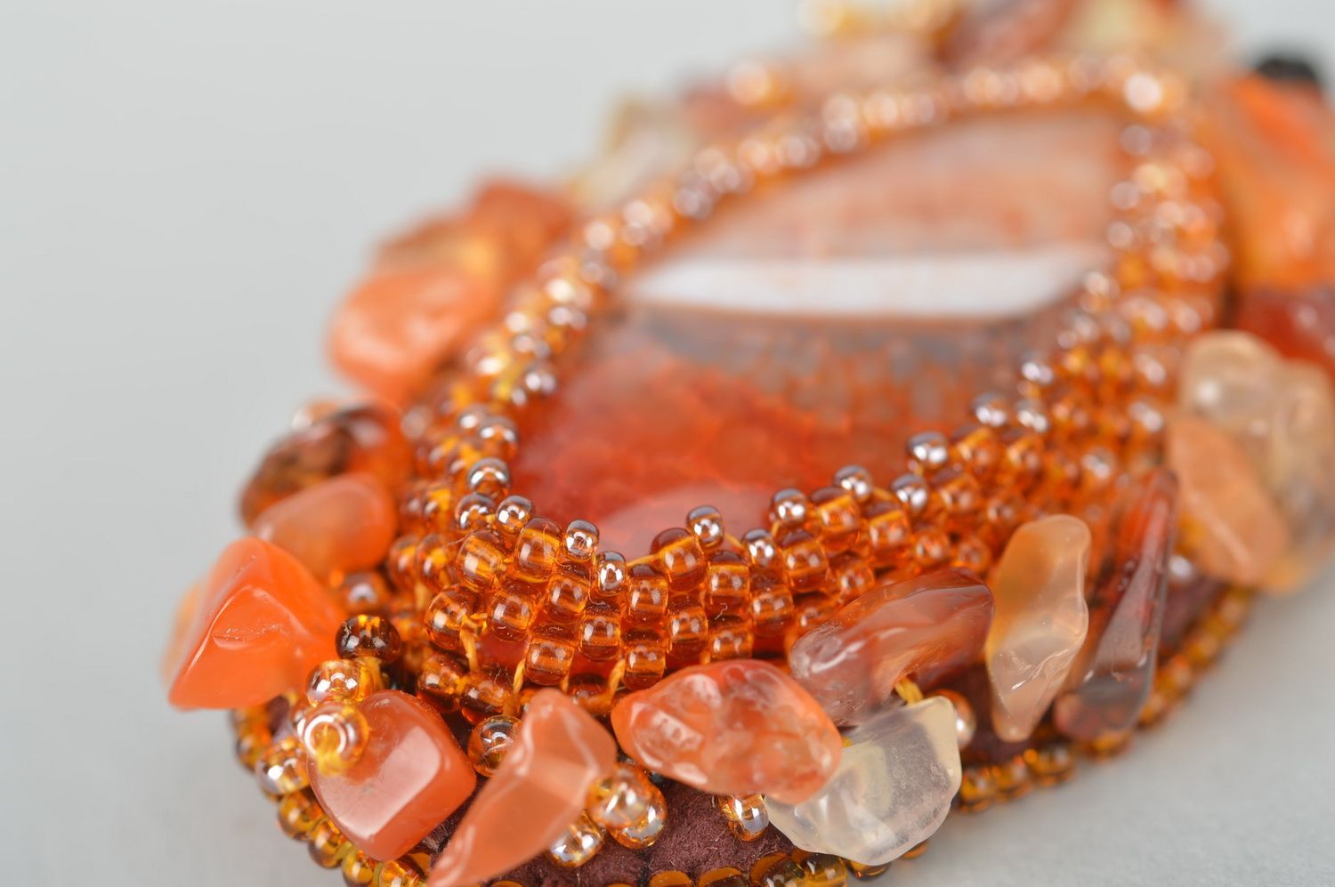 Broche orange Bijou fait main ovale perles de rocaille agate Cadeau femme photo 4
