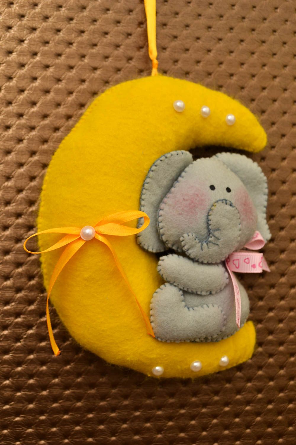 Colgante decorativo elefante artesanal juguete de fieltro adorno para pared foto 1