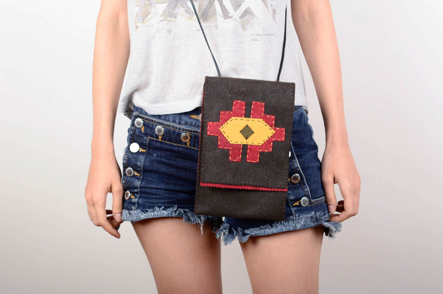 Handmade woolen purse small shoulder bag felted purse present for girls photo 1