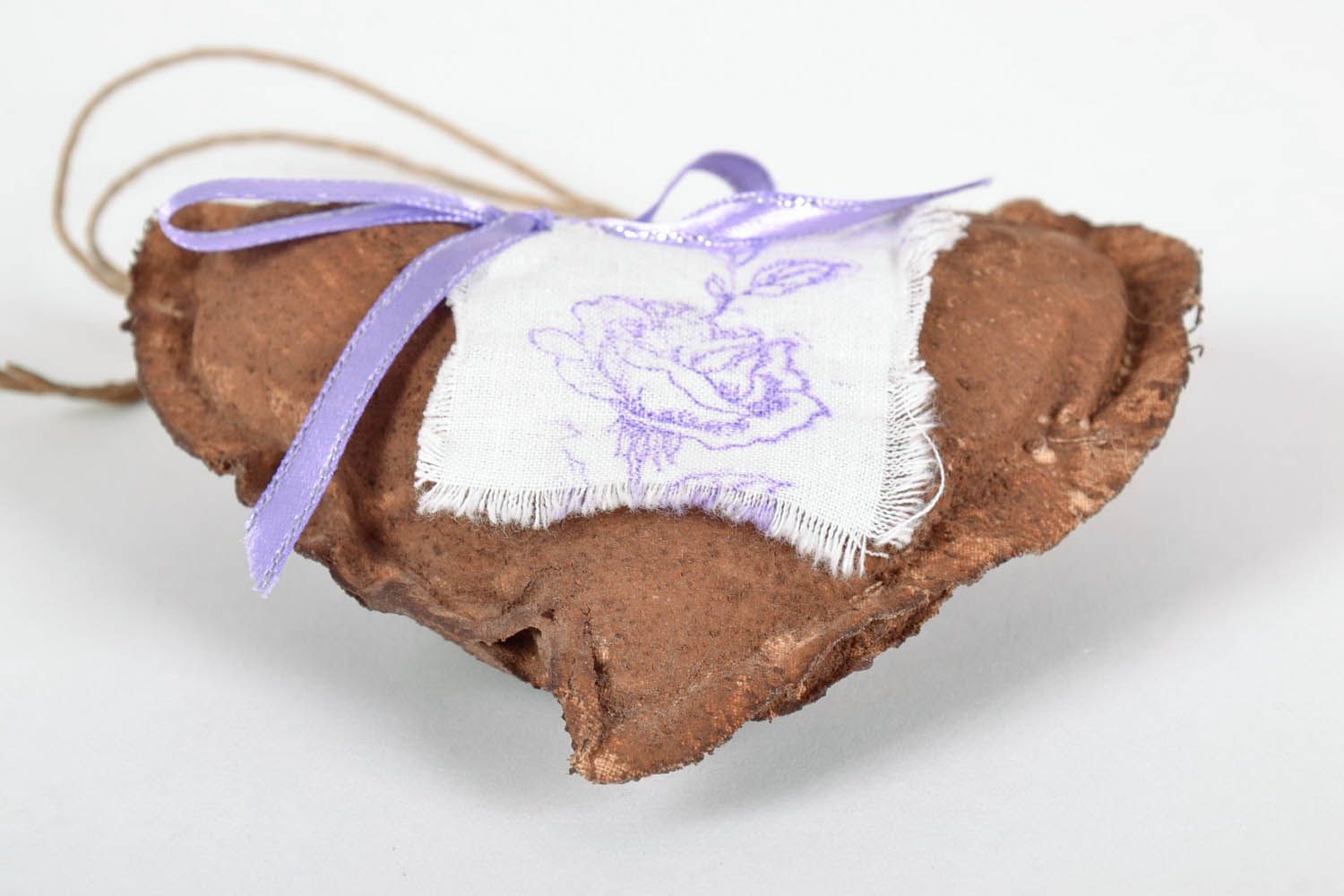 Colgante artesanal aromatizado Corazón de chocolate foto 4