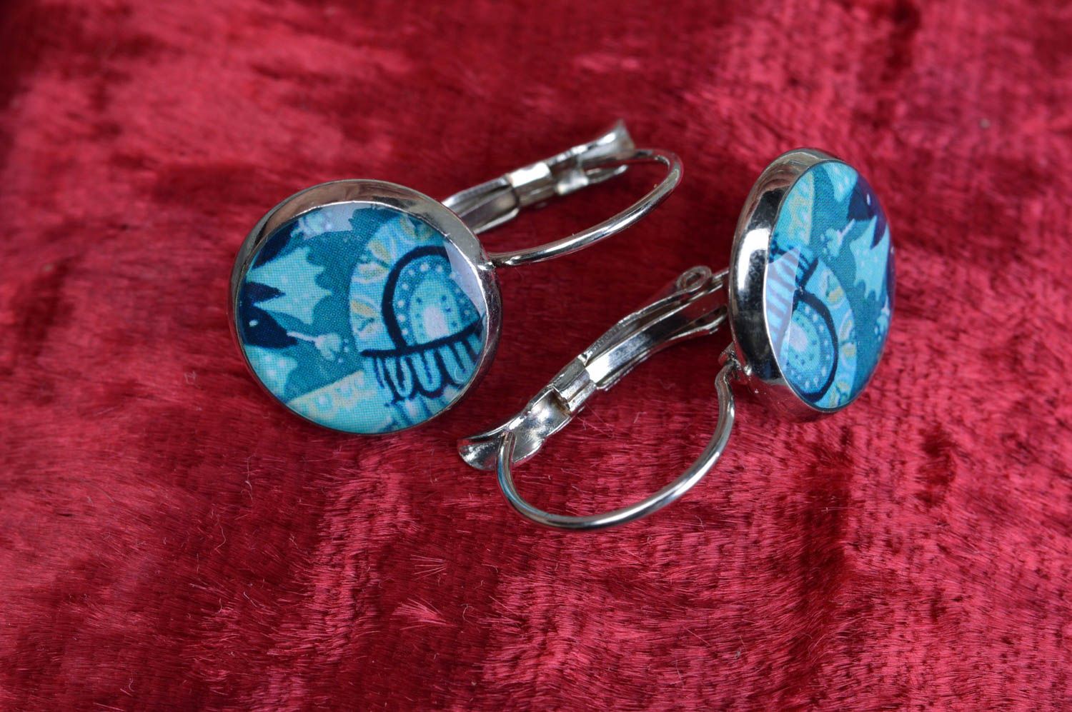 Handmade designer round decoupage earrings coated with epoxy resin photo 3