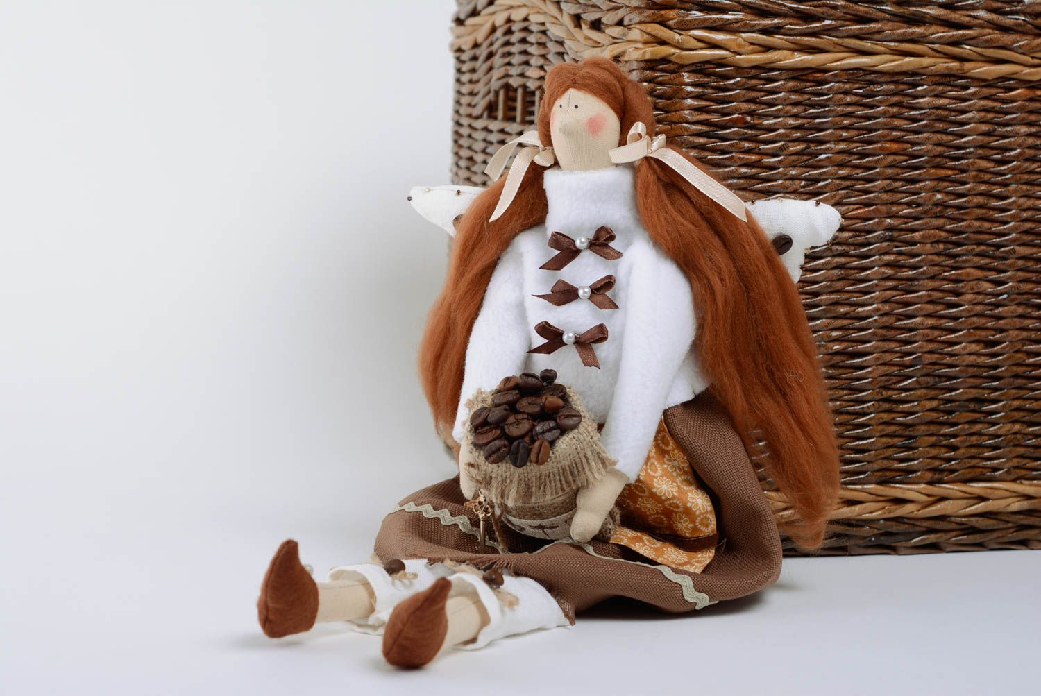 Muñeca de trapo artesanal decorativa para niños chica de pelo largo y saquete foto 1
