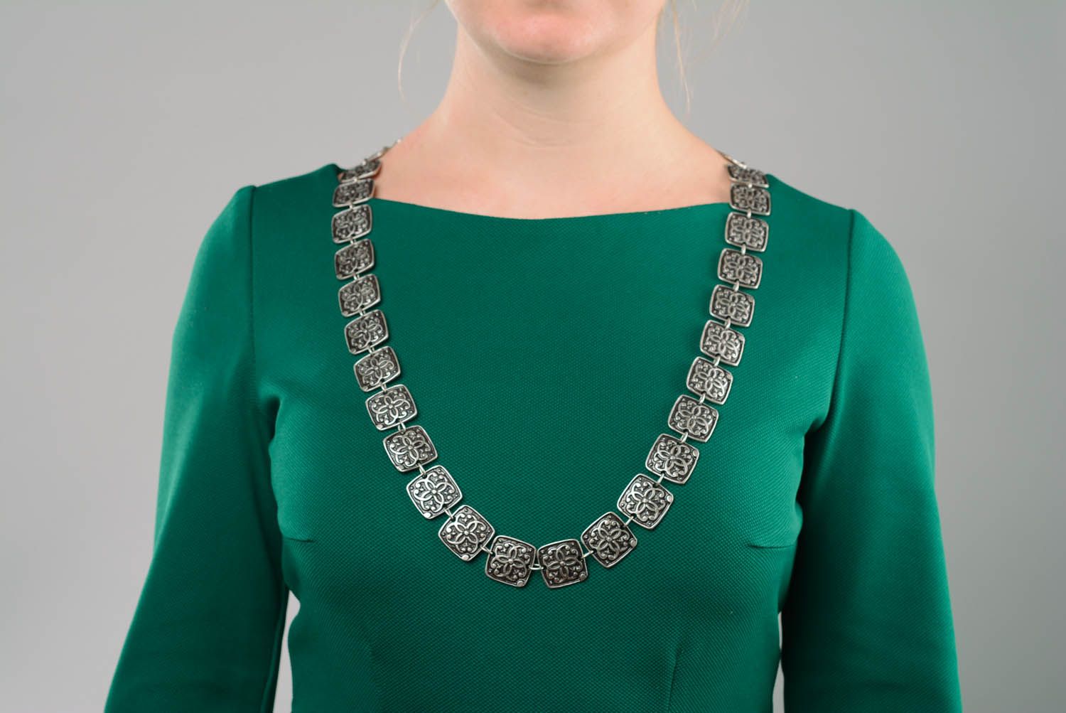 Cinto colar de metal cinto artesanal feminino  foto 3