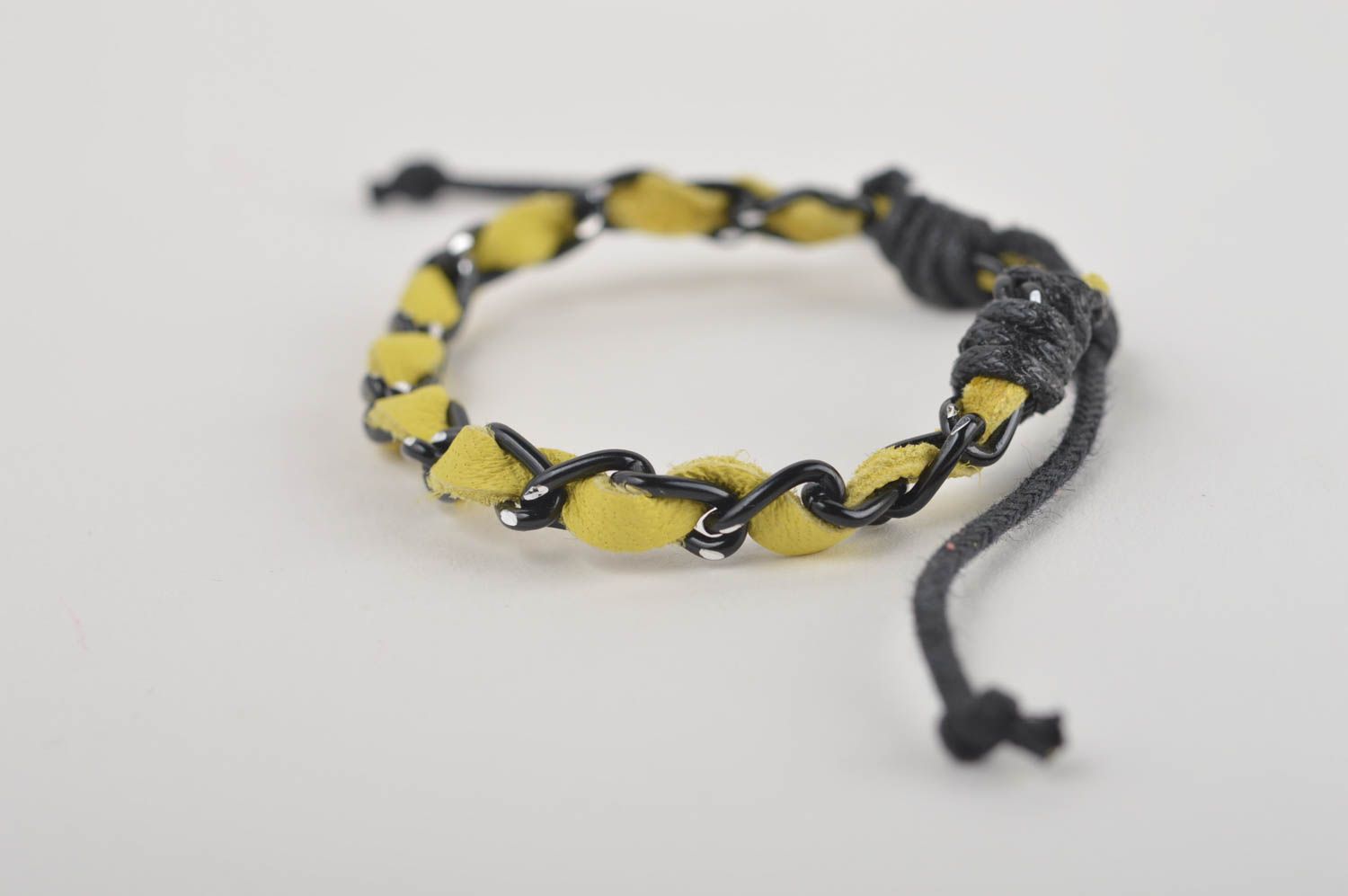 Bracelet cuir Bijou fait main original jaune noir design Accessoire femme photo 3