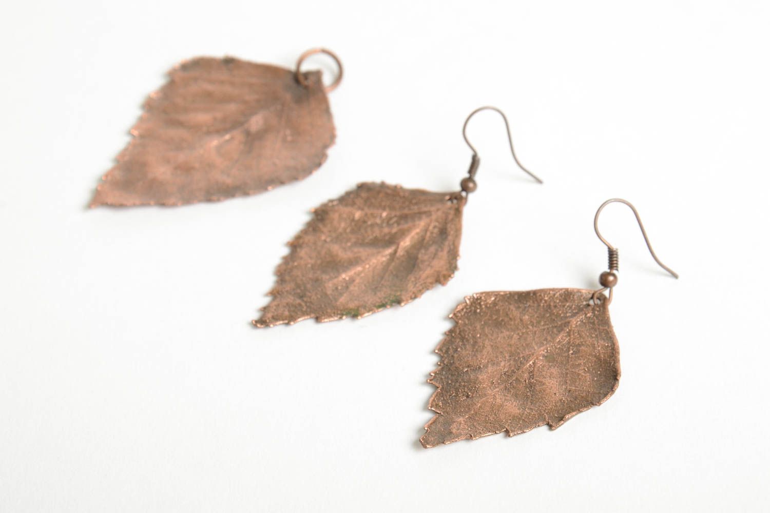 Pendentif et boucles d'oreilles Bijoux faits main feuilles cuivre Cadeau femme photo 3