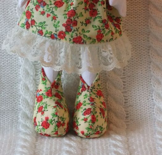 Belle poupée en tissu naturel avec cheveux roses faite main décor et pour enfant photo 3