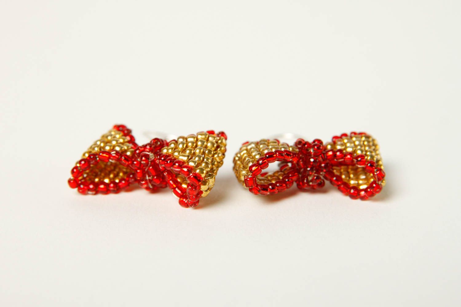 Handmade delicate earrings beaded earrings for women stylish accessories photo 4
