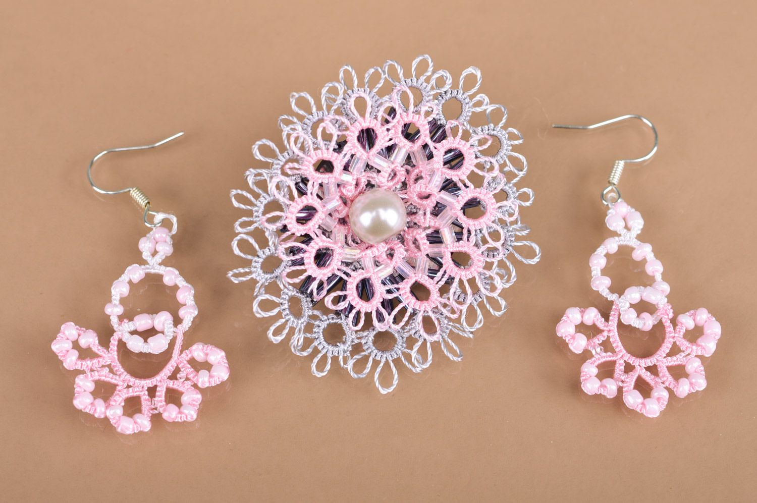 Handmade tatting jewelry set 2 items lacy woven earrings and brooch hair clip photo 2