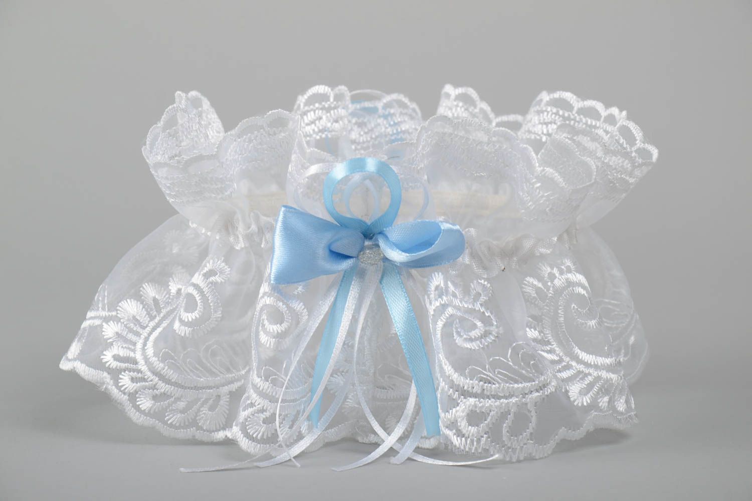 Zartes künstlerisches Spitze Strumpfband für Braut handmade Hochzeit Accessoire  foto 2