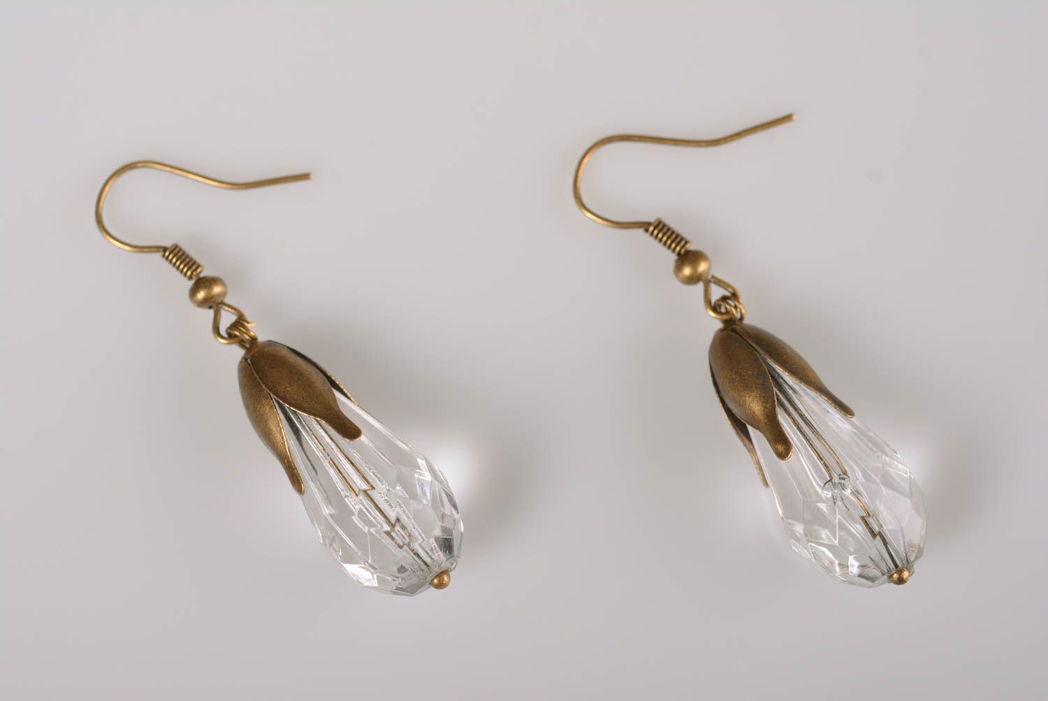 Handmade metal dangle earrings with transparent drop shaped plastic beads photo 4