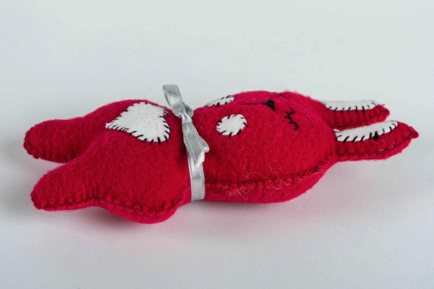 Künstlerisches Kuscheltier aus Stoff Hase in Rosa klein schön für Kind handmade foto 4