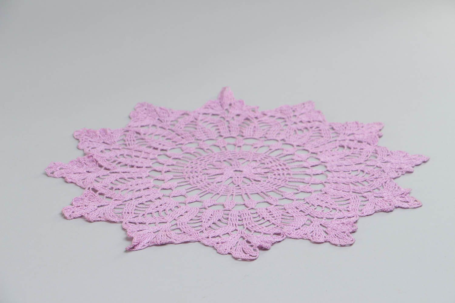 Napperon mauve tricoté au crochet en coton 100 fait main ajouré rond décoratif photo 3