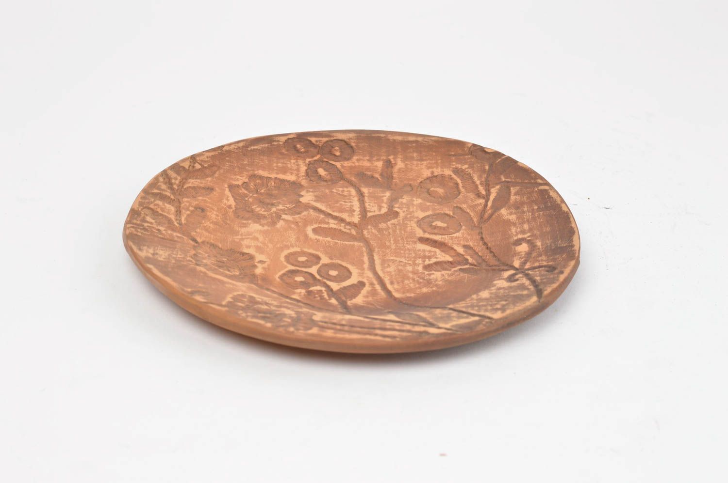 Assiette en céramique brune à motif riche végétal design de créateur faite main photo 2
