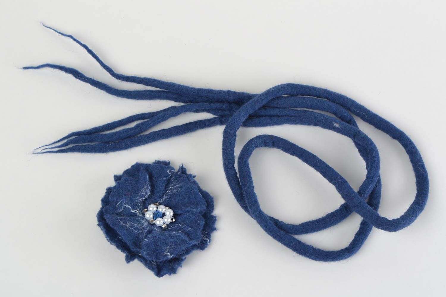 Handmade necklace made of wool wet felting technique with a massive flower photo 5