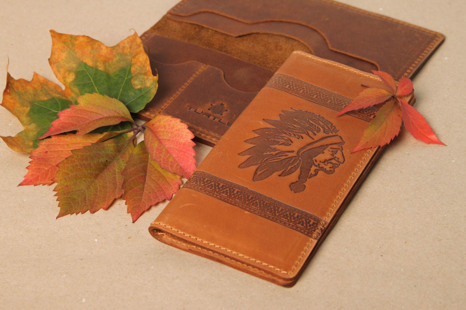 Кошелек ручной работы мужское портмоне коричневое с узором кожаный кошелек фото 1