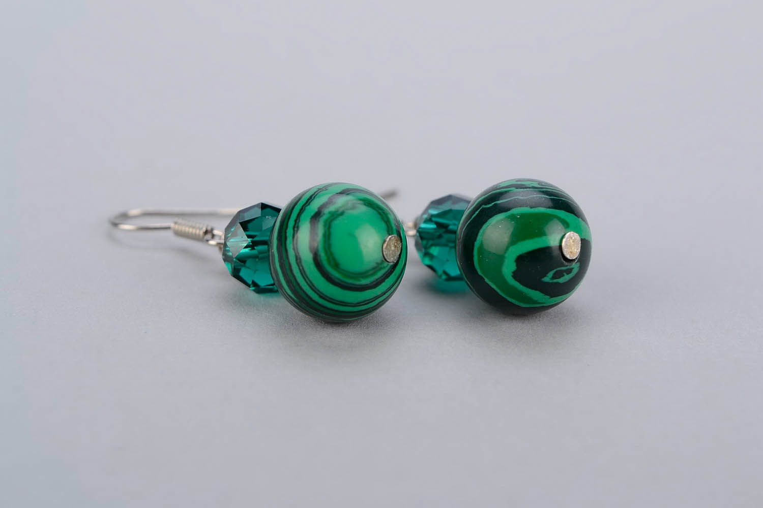 Earrings with malachite and crystal photo 1