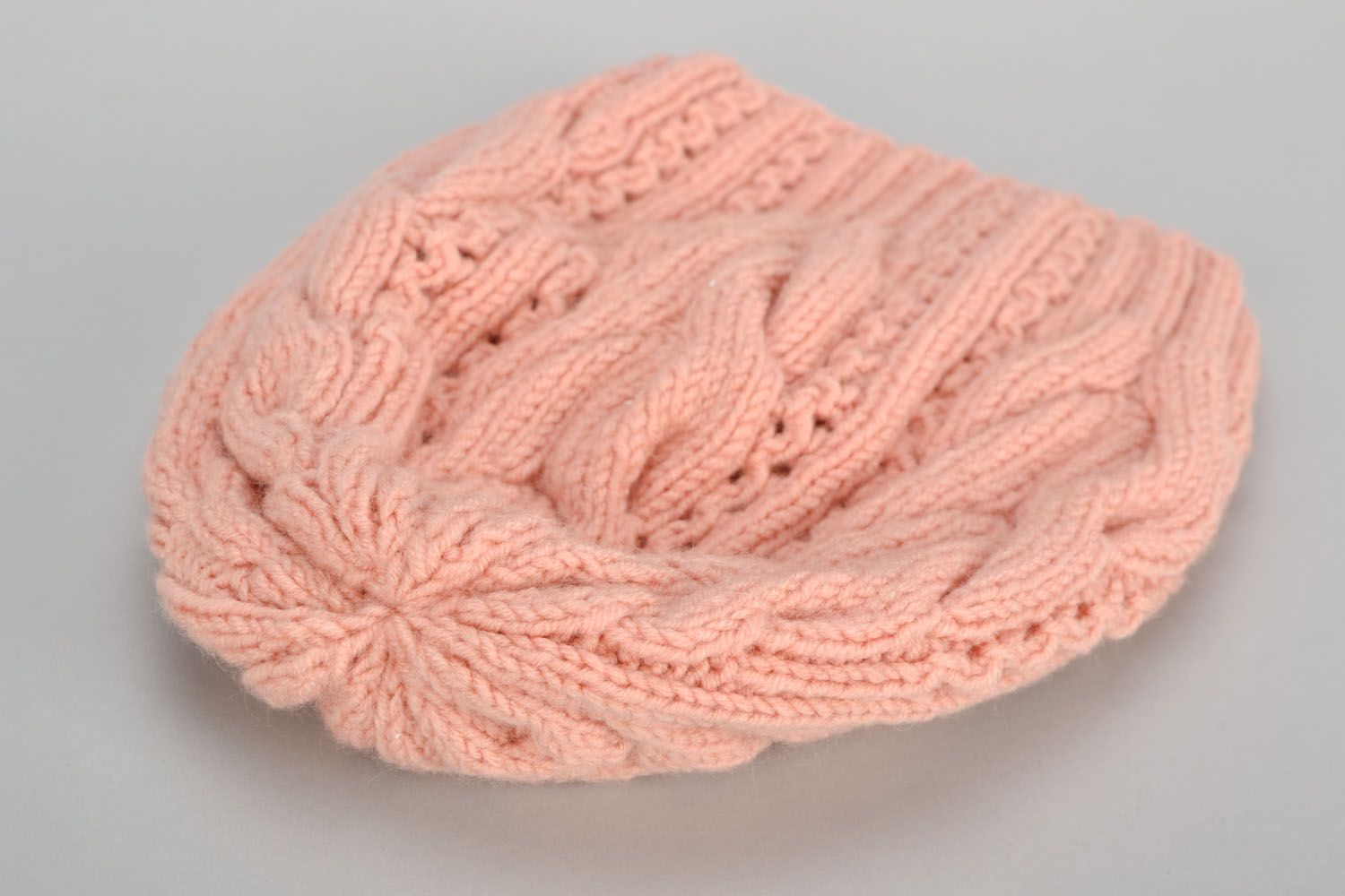 Bonnet tricoté rose fait main photo 5