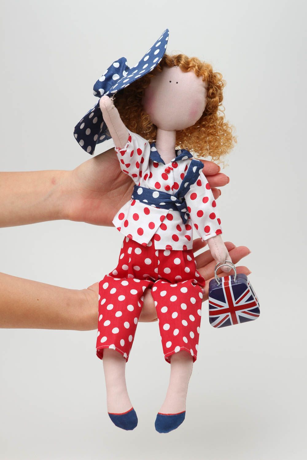 Muñeca de trapo hecha a mano de algodón juguete de peluche objeto decorativo foto 5