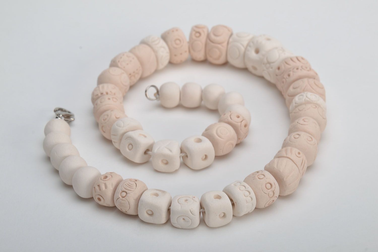 White clay necklace photo 3