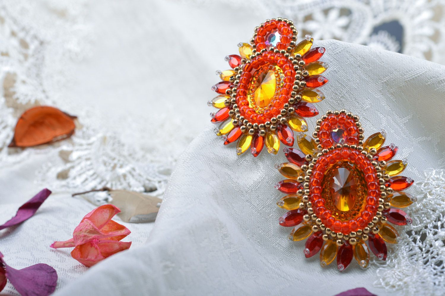 Handmade yellow and red round beaded stud earrings with stones and rhinestones photo 4