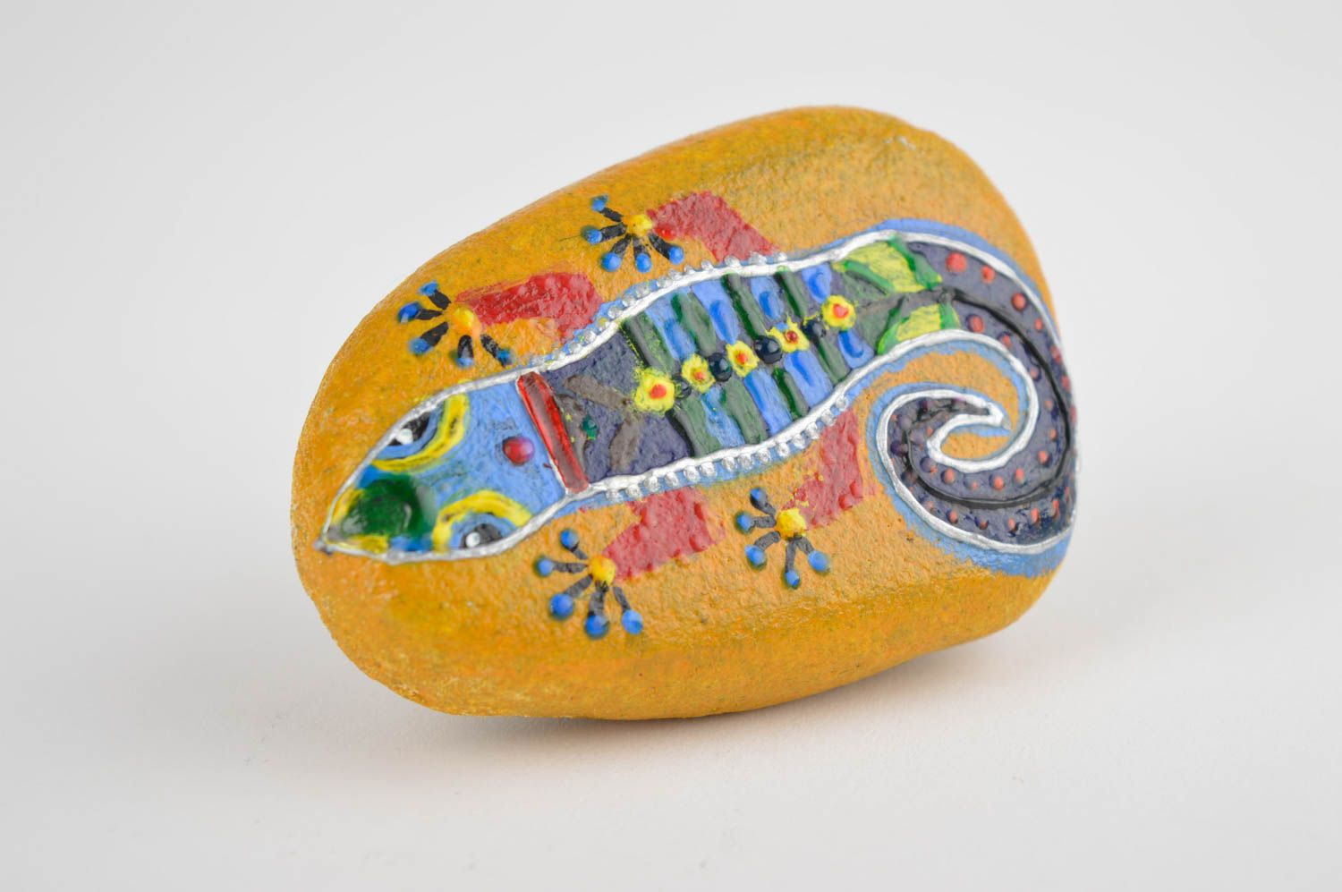 Раскрашенный камень ручной работы декор для дома морской камень с ящерицей фото 3