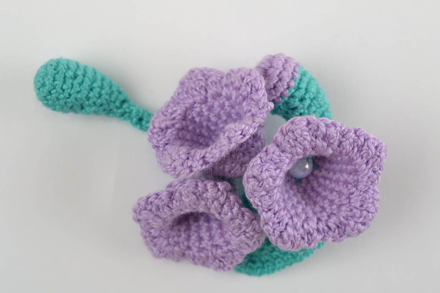 Handmade elegant brooch with three crocheted tender violet flowers photo 2