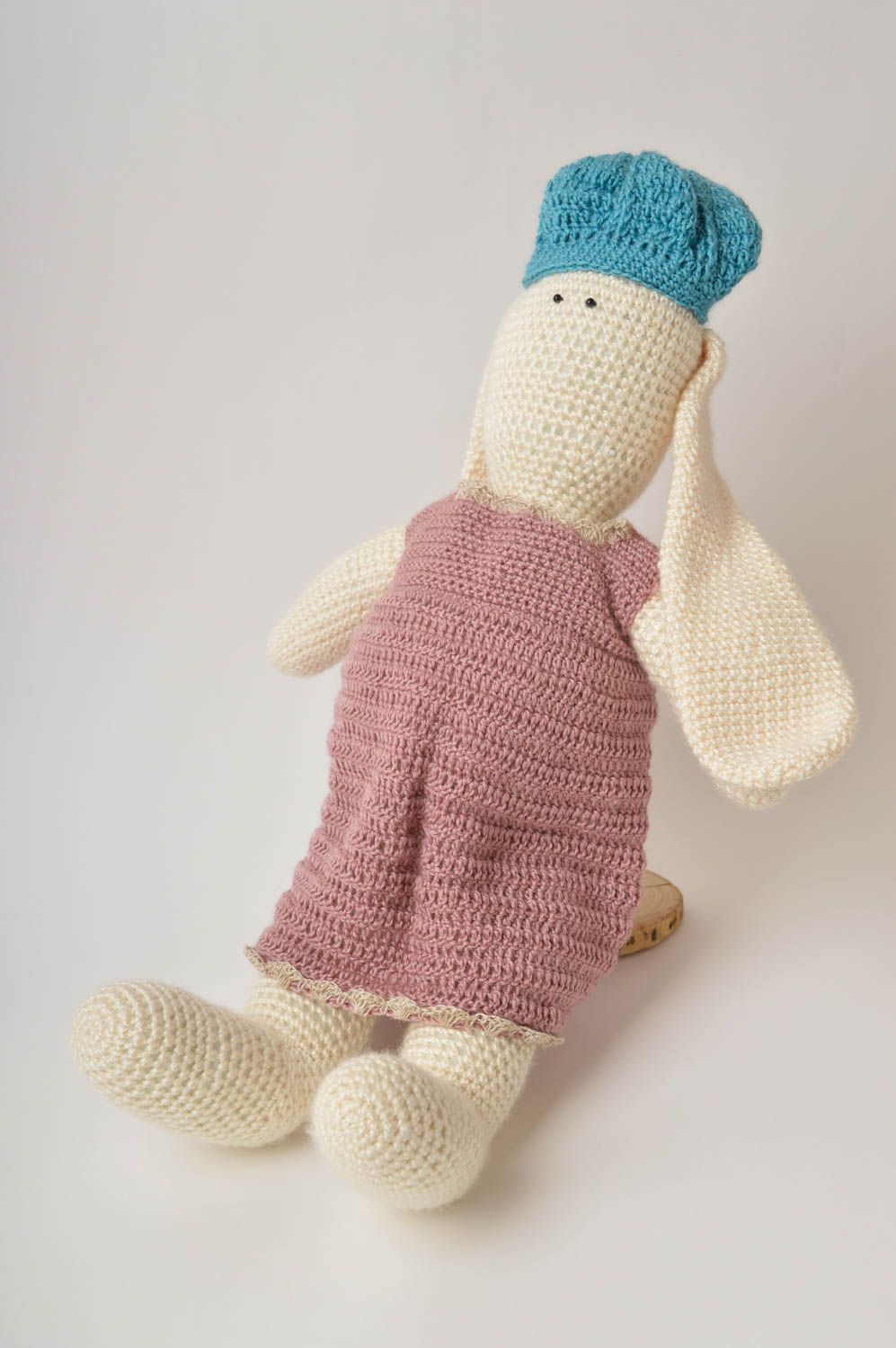 Jouet lapin Peluche faite main tricotée originale acrylique Cadeau pour enfant photo 2