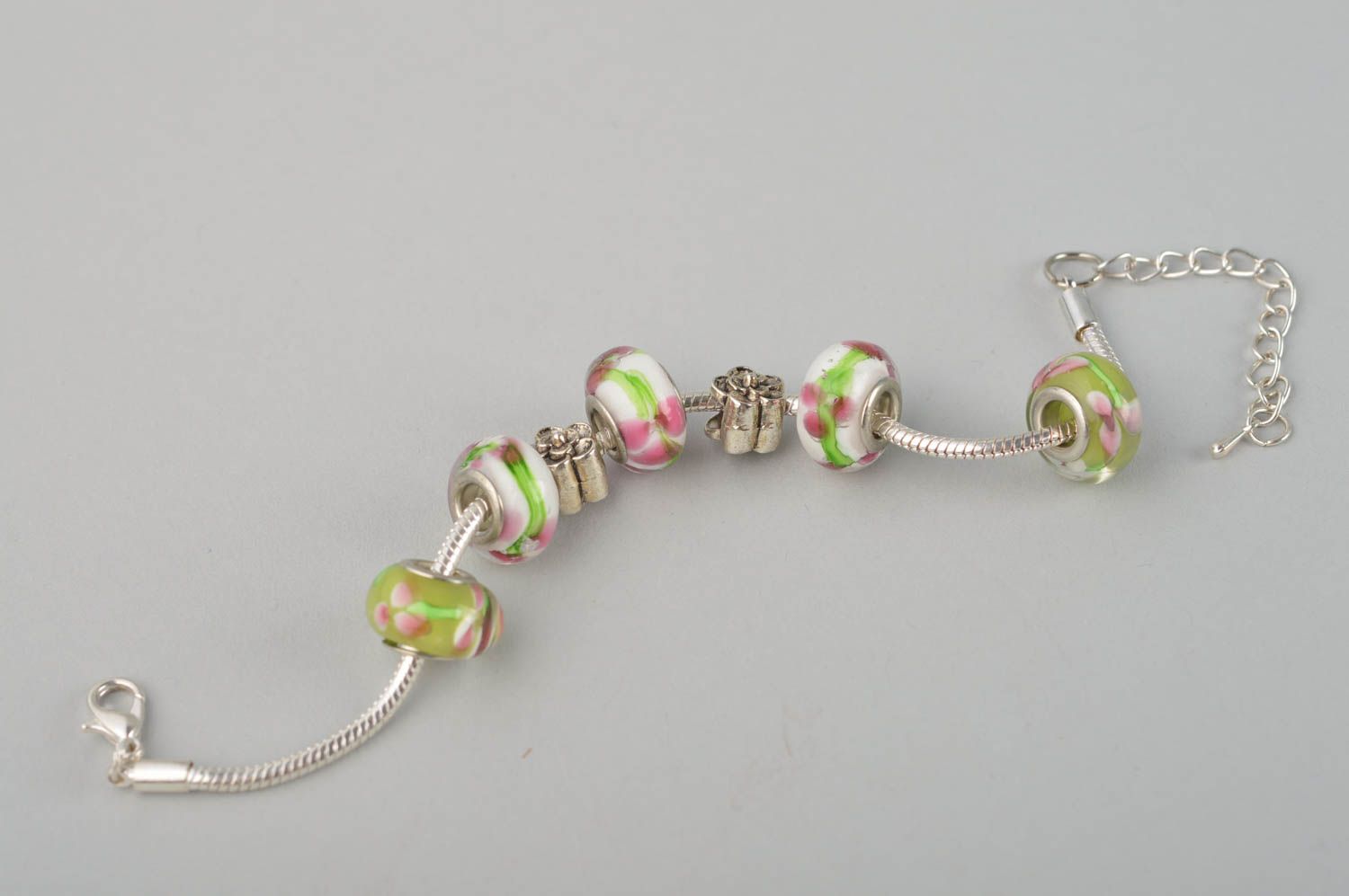 Bracelet métal Bijou fait main fin avec perles multicolores Cadeau femme photo 3
