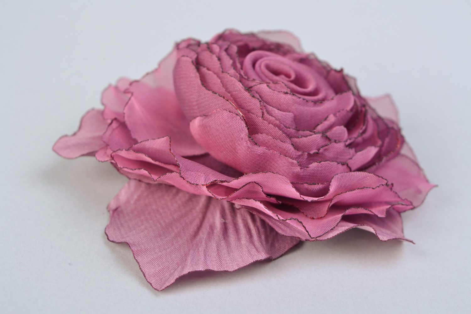 Broche et barrette en tissu faite main en mousseline de soie et satin Rose photo 1