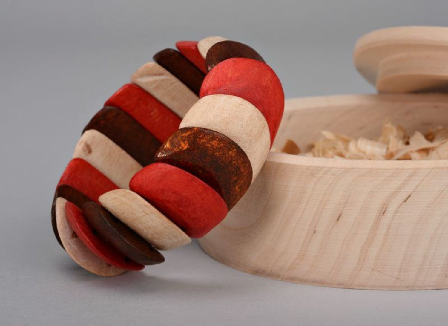 Wooden bracelet on elastic band photo 1