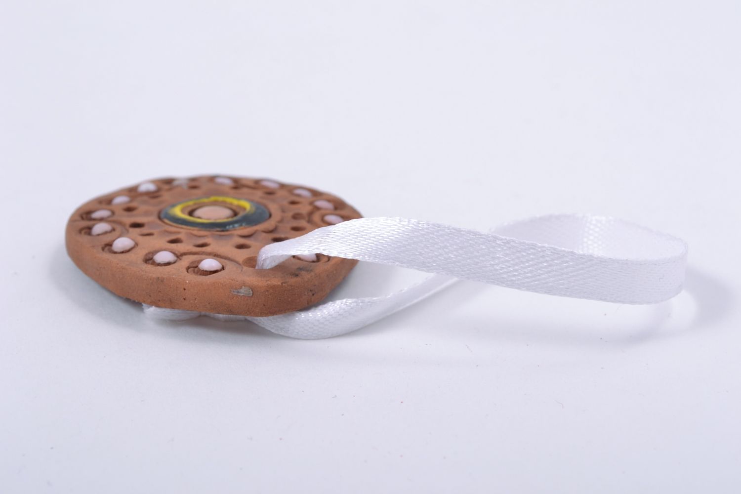 Unusual oval ceramic keychain photo 3