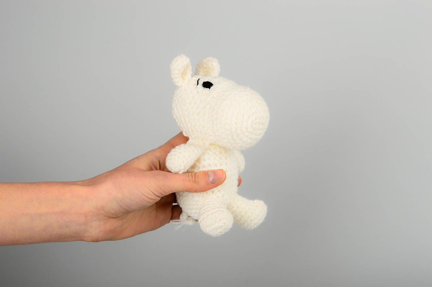 Jouet hippopotame blanc fait main Peluche tricot en coton Déco chambre photo 2