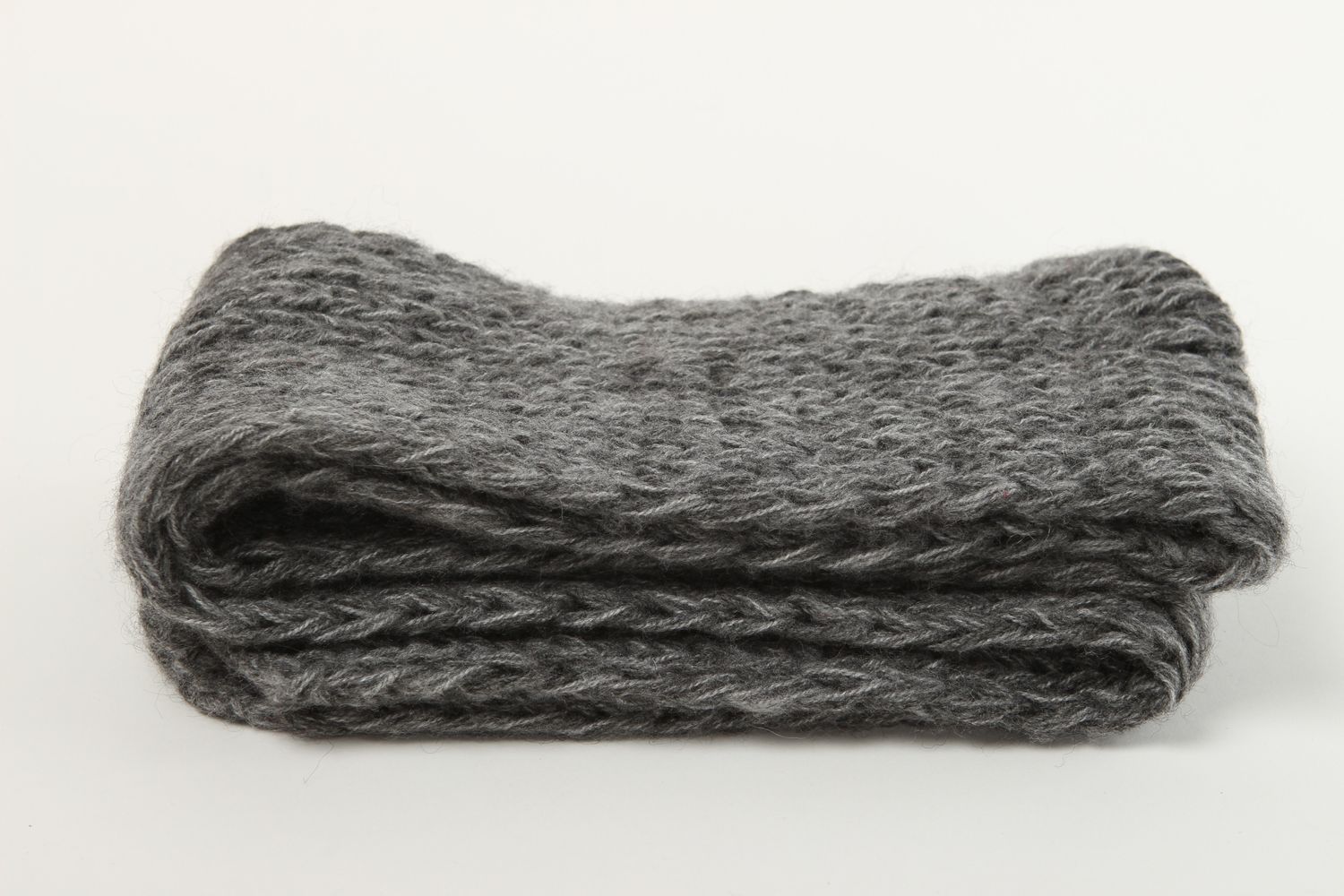 Шарф ручной работы шарф спицами женский шарф серый зимний вязаный красивый фото 2