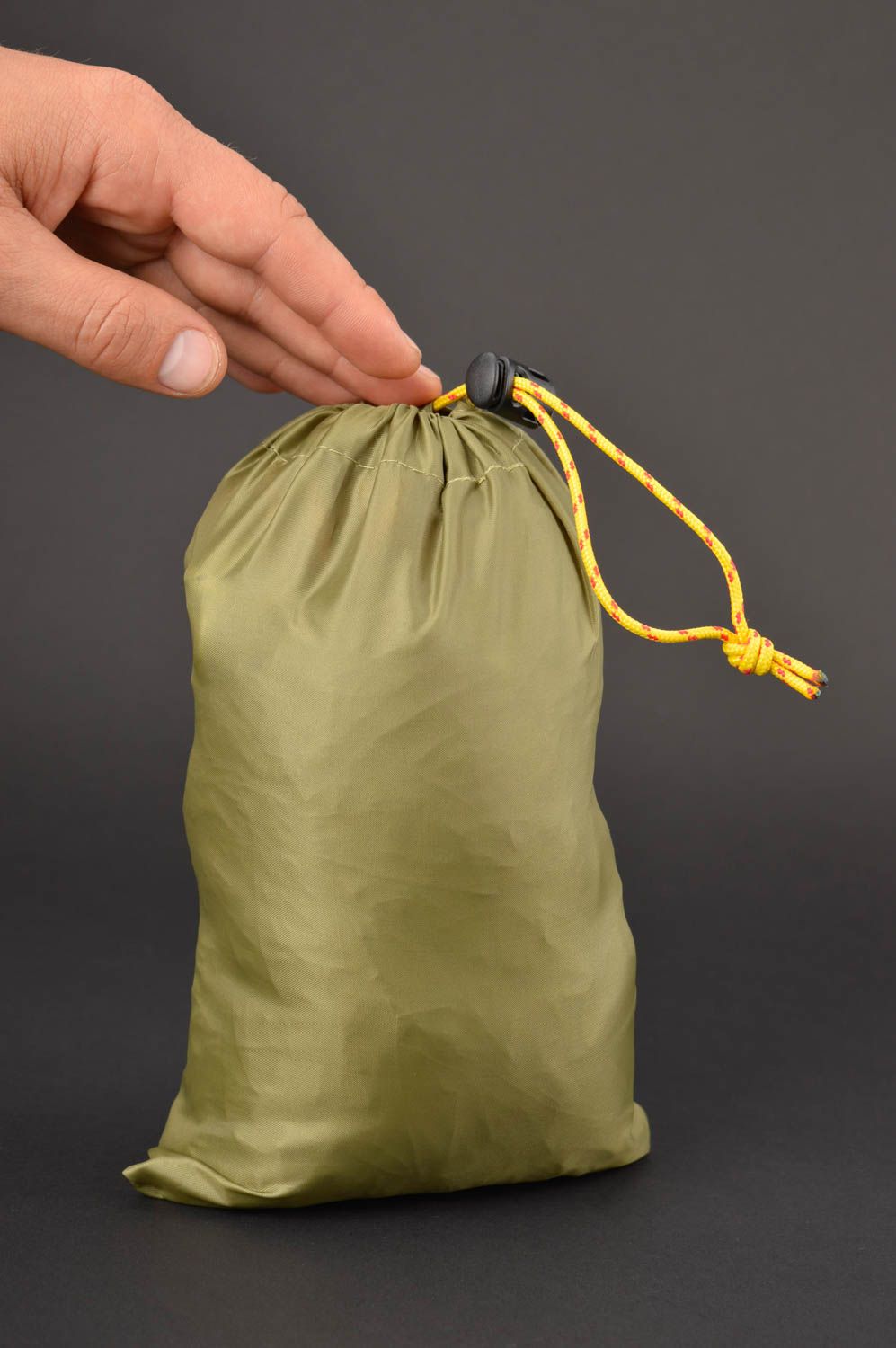 Hamac fait main Hamac kaki Equipement camping tissu nylon design simple photo 5