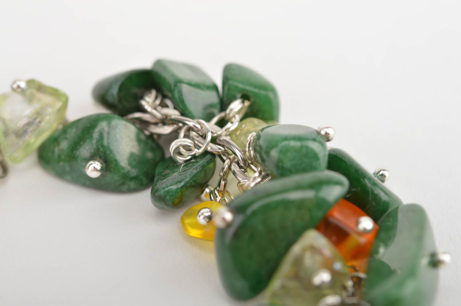 Bracelet vert Bijou fait main en perles fantaisie design Cadeau pour femme photo 4