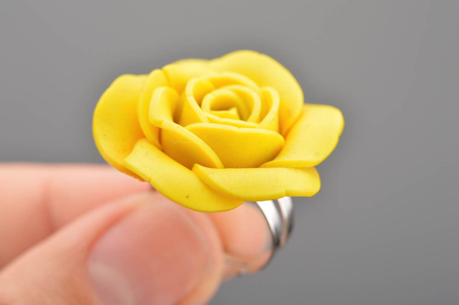 Handmade designer ring made of polymer clay in shape of volume yellow rose photo 2