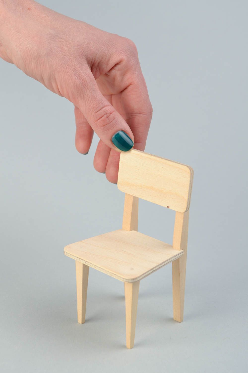 Chaise pour poupée en bois faite main pour serviettage original pratique photo 2