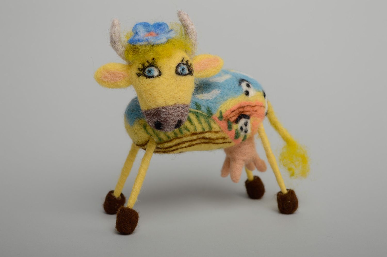 Felted wool toy Cow photo 1