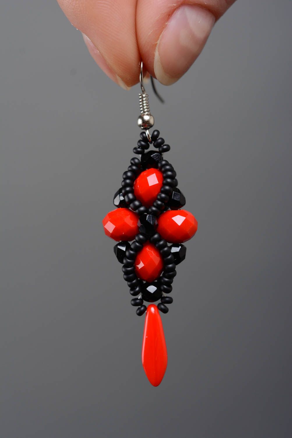 Beautiful red and black handmade elegant long beaded earrings photo 2