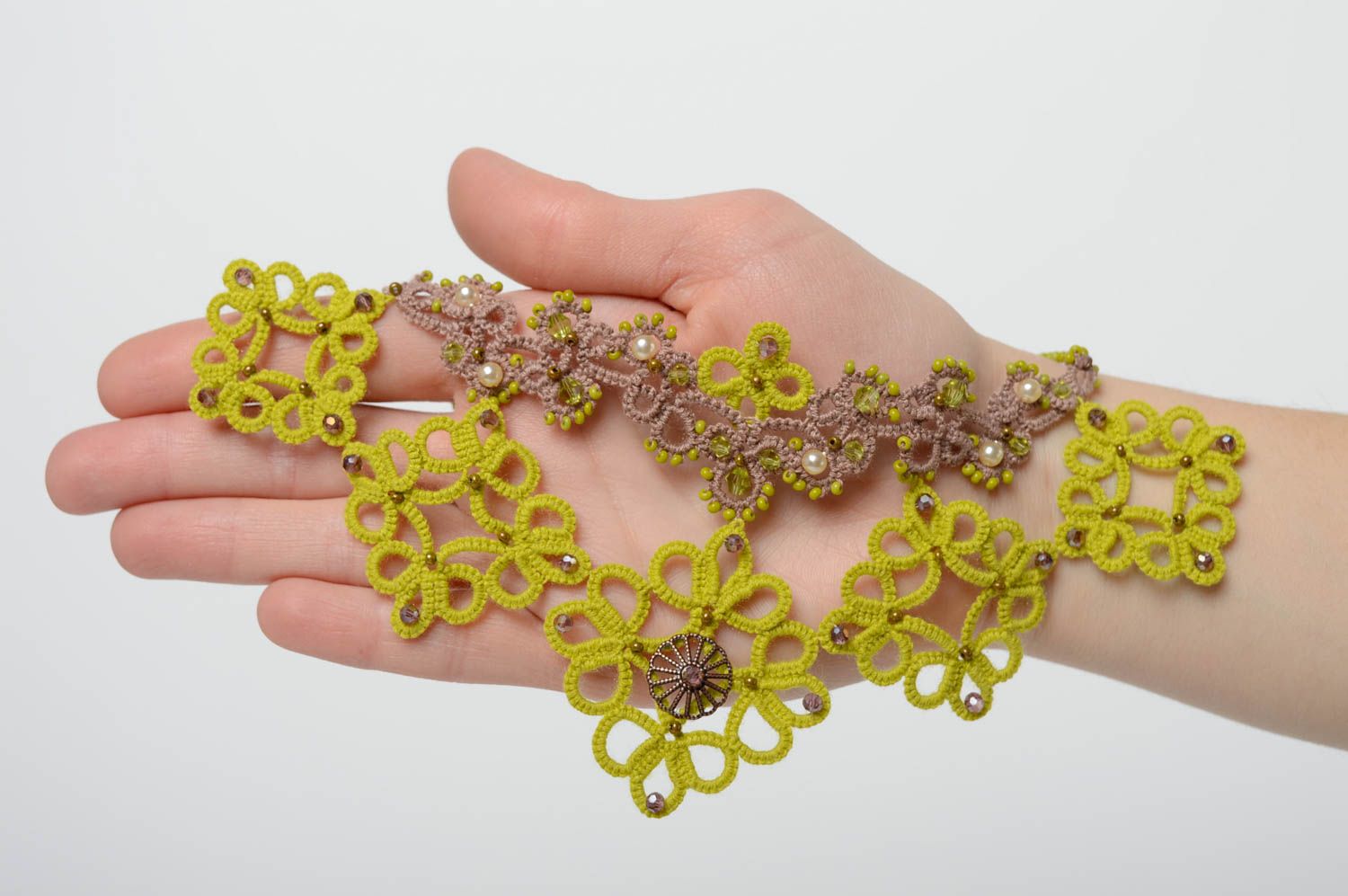 Handmade beaded necklace Green Flowers photo 4