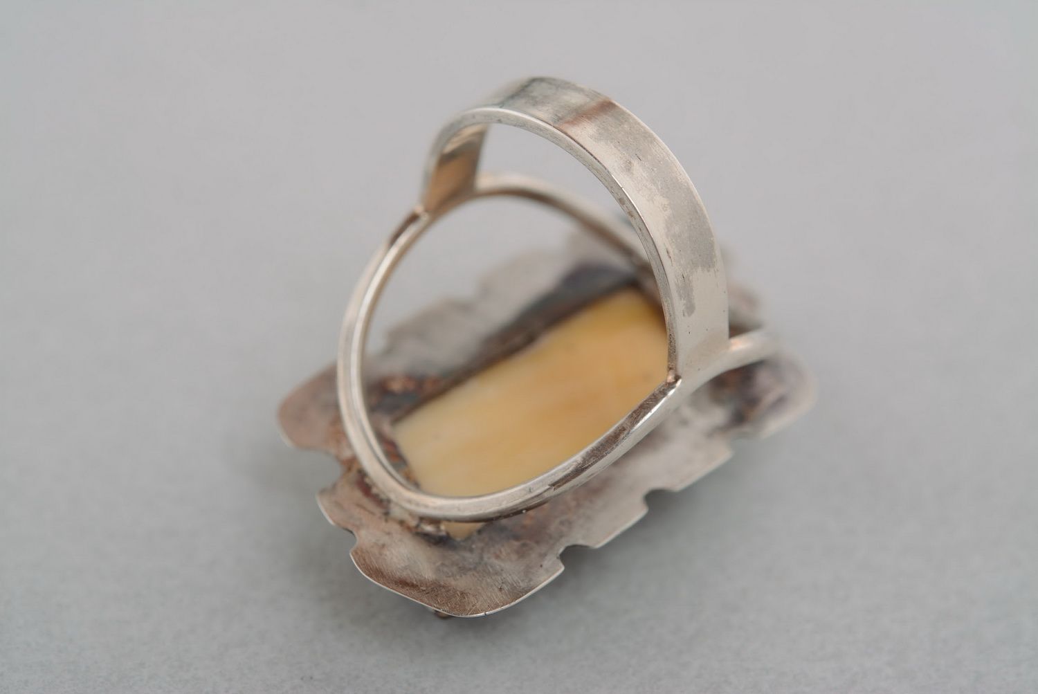 Серебряное кольцо с рогом фото 5