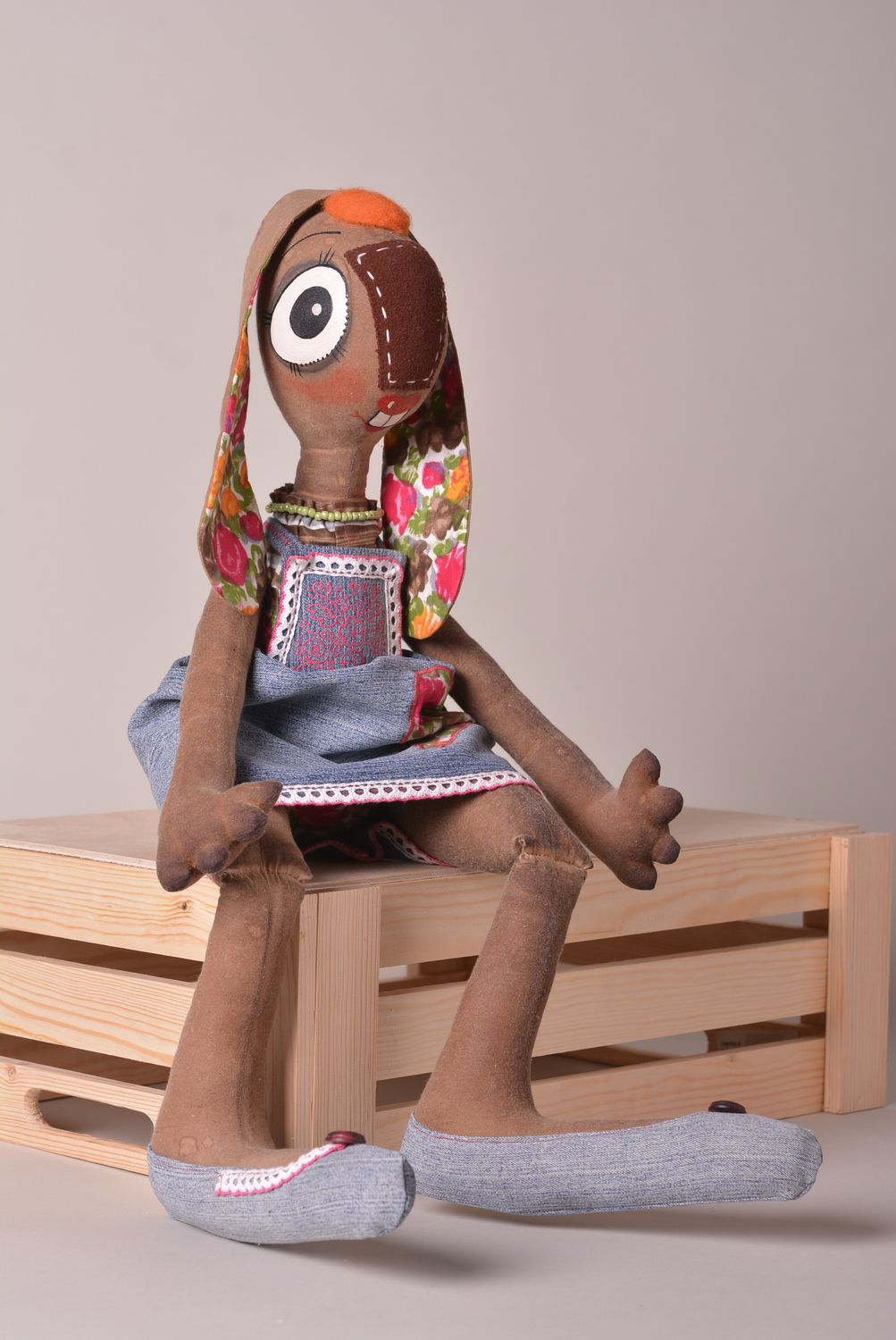 Handmade Kuscheltier Hase Geschenk für Kinder Haus Deko mit originellem Design foto 1